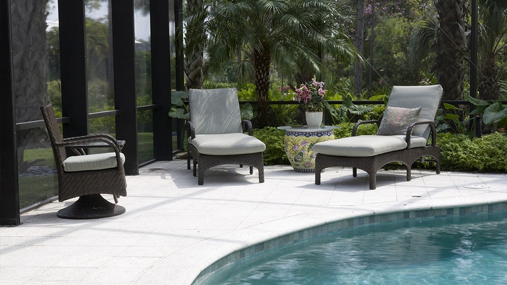 Outdoor Furniture for Iconic Patios 